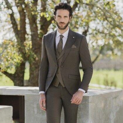 23.26.712 Costume de mariage marron taupe 3 pièces Roberto Vicentti — Wind's Mariages Rivery