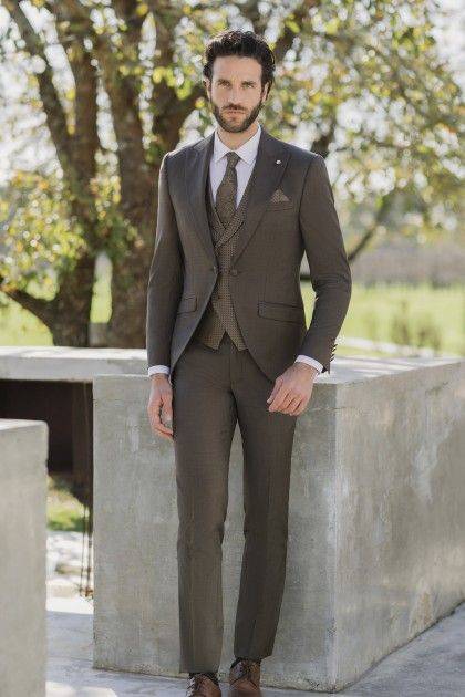 23.26.712 Costume de mariage marron taupe 3 pièces Roberto Vicentti — Wind's Mariages Rivery