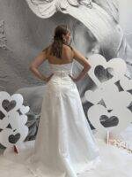 Robe blanche dos