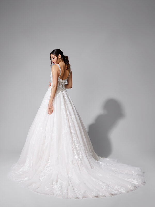 bella 22716