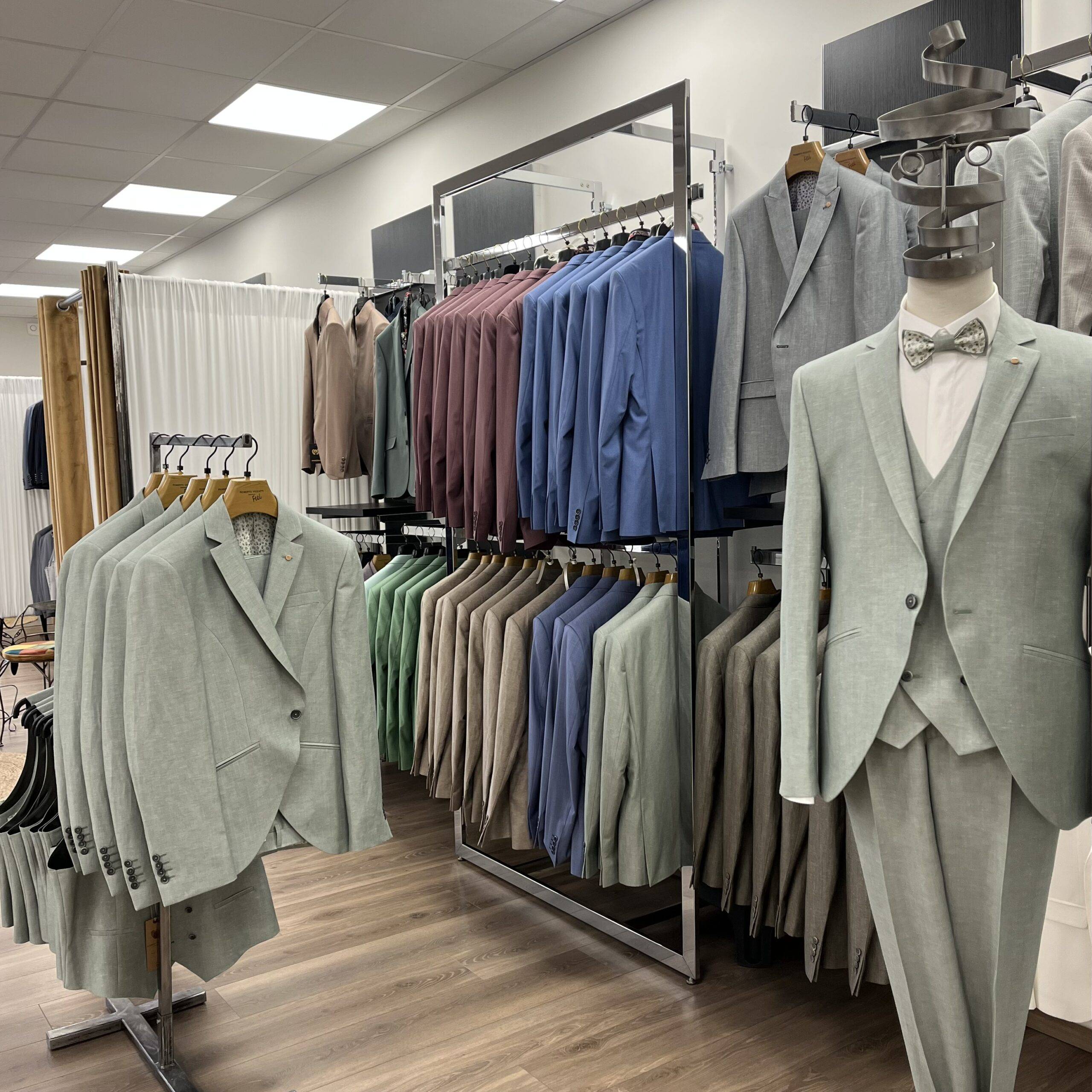 Boutique,mariage,robes,costumes,essayage,wind's Mariage,WIND'S MARIAGES,marques
