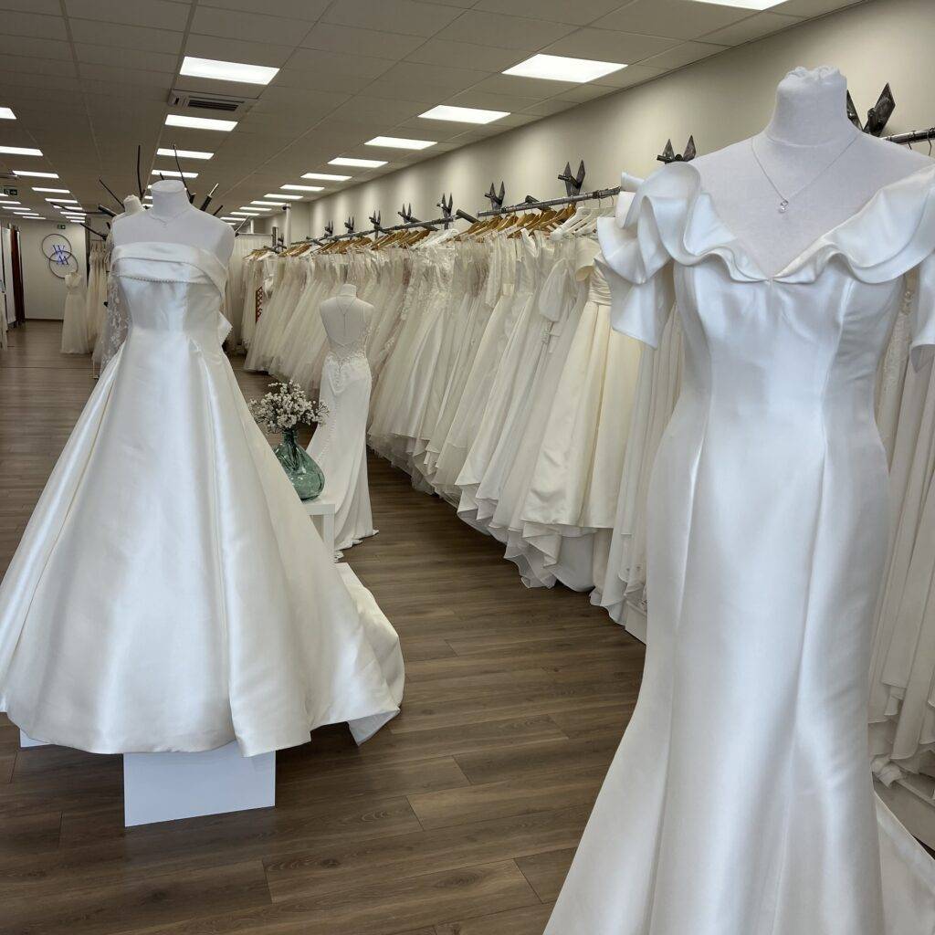Boutique,mariage,robes,costumes,essayage,wind's Mariage,WIND'S MARIAGES,marques